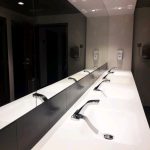 Condor Berührungslose Waschtisch Armatur - Touch free electronic faucet for deck mounted installations with integrated panel Condor_Edificio mediapro Barcelona -Barcitronic 002