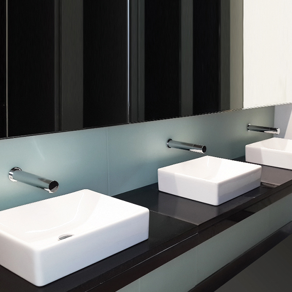 Malmo 1000 Berührungslose Wandarmaturen | Malmo bg Touchless Faucets - Wall Mounted Bathroom Faucet - Touch free electronic faucet for wall mounted installations - Malmo